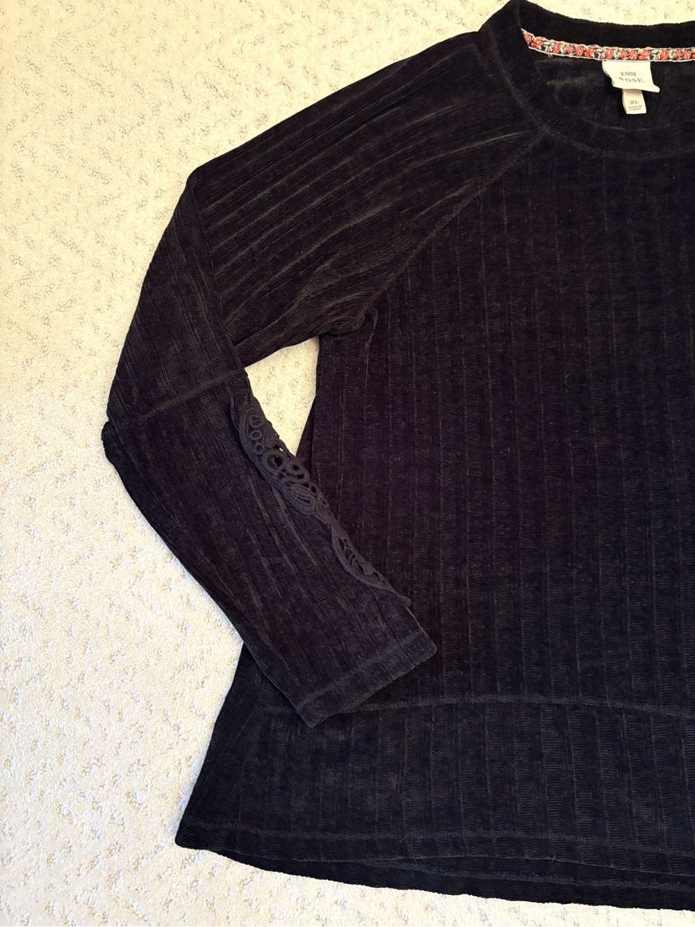 Knox Rose Black Chenille Sweater With Crochet Cut Out Sleeve Size XL Dark Boho - Picture 7 of 11